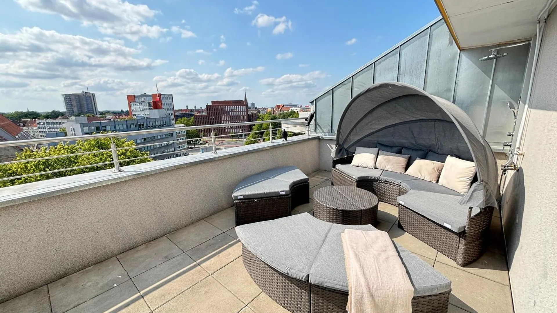 Luxus Penthouse - Citycenter - Mallibase Apartments 하노버 0*,  독일