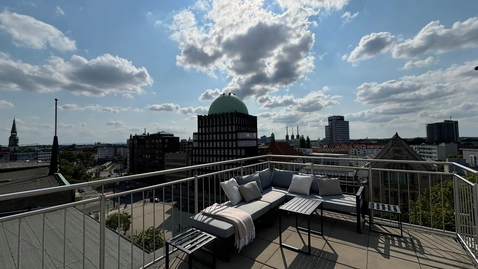 Luxus Penthouse - Citycenter - Mallibase Apartments Hannover 0*,
