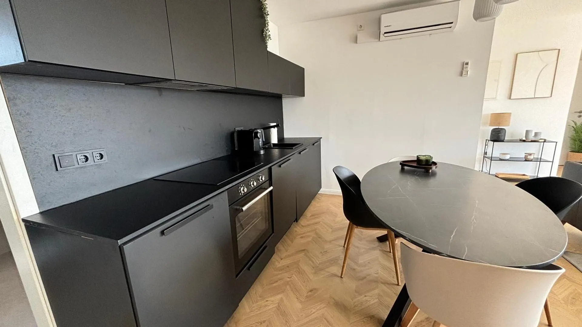 Luxus Penthouse - Citycenter - Mallibase Apartments Hannover